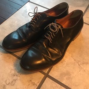 Doucals dress shoes, size 45 men’s
